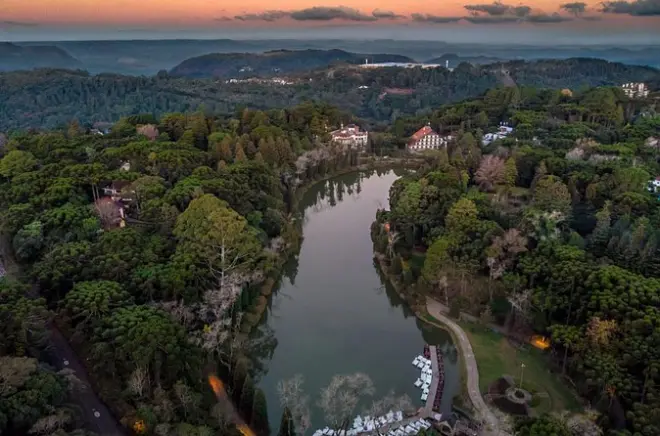 2-day Serra Gaúcha tour from Porto Alegre: Canela & Gramado