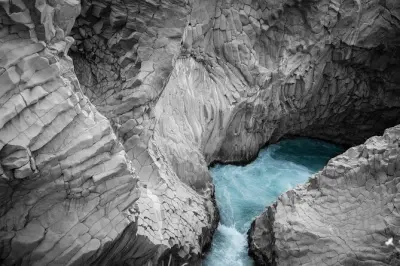 Etna et gorges de l'Alcantara : Trek volcanique et canyon