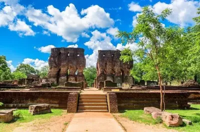 Tour privato a Polonnaruwa: Scopri i tesori nascosti dell'antica città