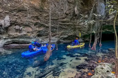 San Ignacio Blue Hole: Pagaia nel fiume sotterraneo in kayak