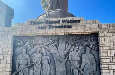 Windhoek City and Township Tour: Markets, Museums, Monuments