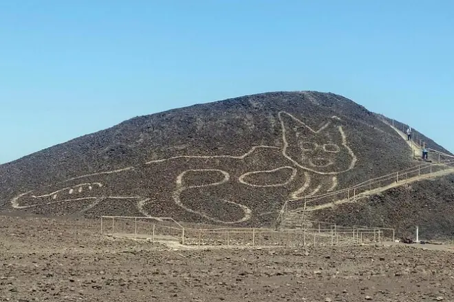 Nazca Lines overflight and ceramics class from Ica