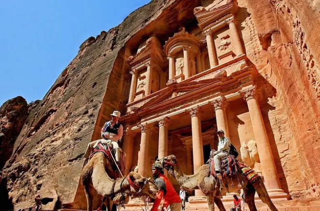3-tägige Jordanien-Tour: Petra, Wadi Rum & Totes Meer ab Amman