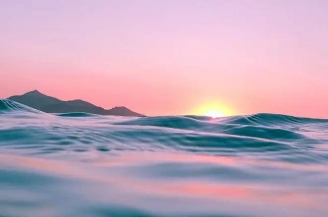 Stand up paddle all’alba a Javea: 2 ore nel mare Mediterraneo