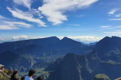 Ilha da Réunion: Tour guiado de 7–8h com 10 paradas e guia local