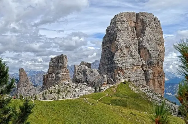 Private Guided Hiking Tour in the Dolomites: Customizable Routes
