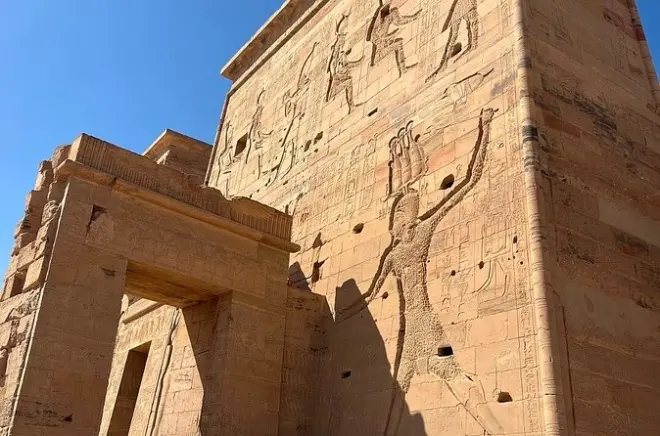 Aswan e Abu Simbel em 2 dias: Templo de Philae e almoço incluso