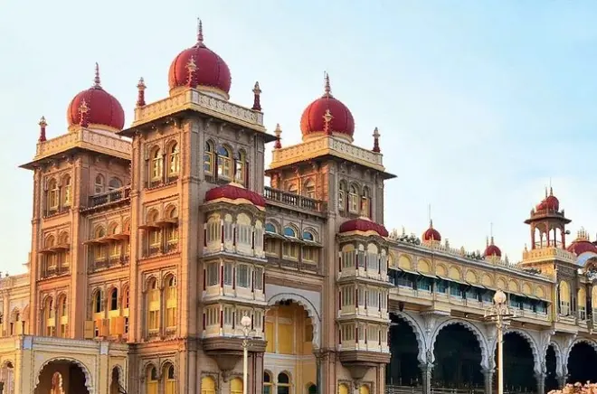 Tour privado por Mysore: Palacios, templos y mercados todo el día