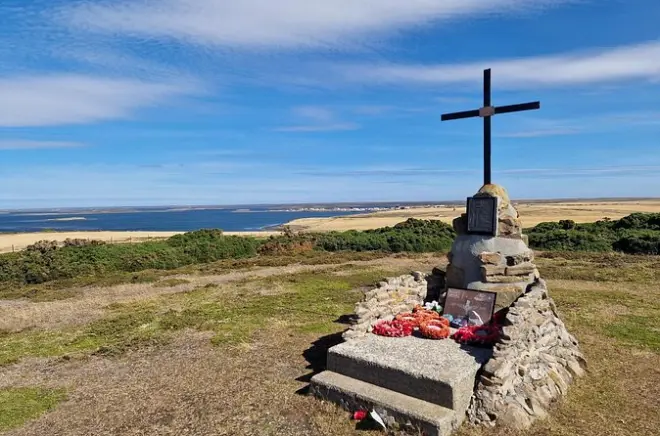 1982 Kriegsdenkmäler Falklandinseln: Inselrundgang mit fünf Stopps