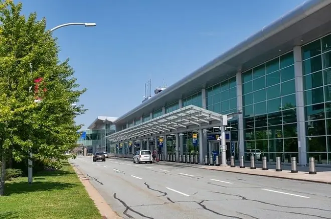 Halifax Airport Transfer: Private Pickup & Door-to-Door Service