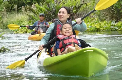 Kayaking Rock Springs Run: Small Group, Crystal Waters