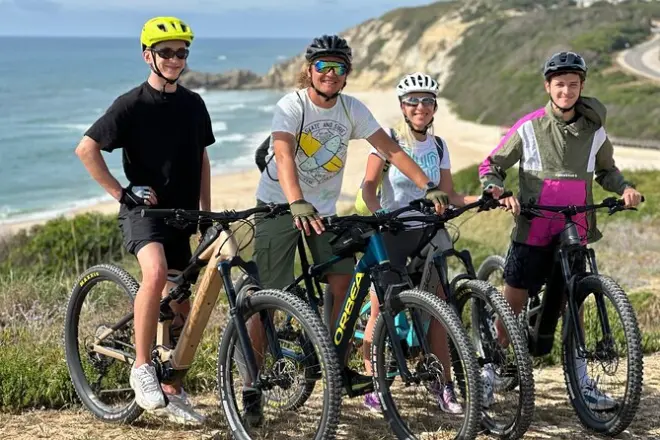 Da Nazaré a São Pedro de Moel in bici: Spiagge e fari