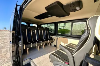 Privater Transfer in Naxos: Abholung am Flughafen & Hafen