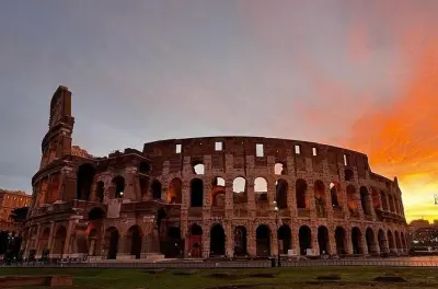 Trasferimento privato Positano Roma: Mercedes, niente stress aeroporto