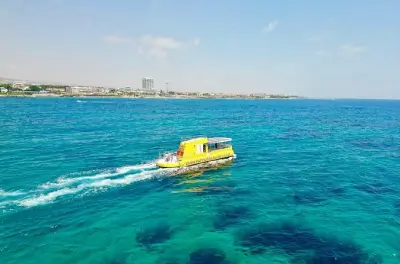 Crociera sottomarino giallo a Paphos: Nuoto, relitto e open bar