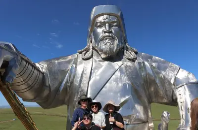 Cavallo nel parco di Terelj con visita alla statua di Chinggis Khaan