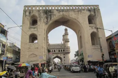 Charminar Historical Walking Tour in Hyderabad: 3 hrs