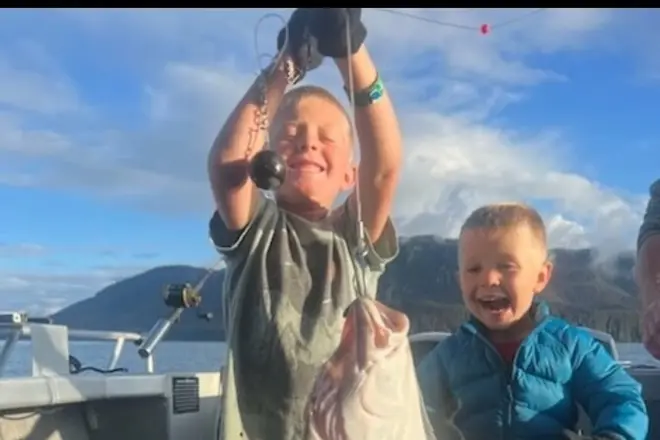 Pesca condivisa di halibut e salmone a Icy Strait
