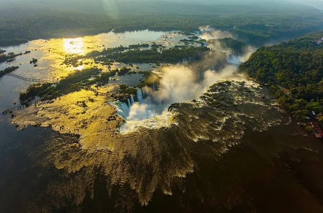 Iguazu Falls Private Tour: Both Argentina & Brazil Sides