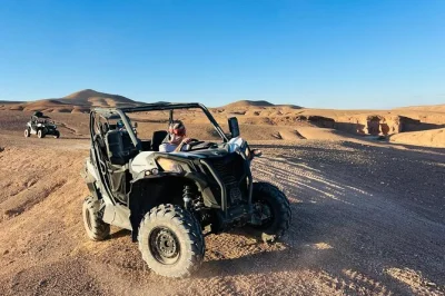 Désert d'agafay, balade buggy 2h au départ de marrakech avec prise en charge, guide expert et pause thé marocain. réservez votre aventure dès maintenant !