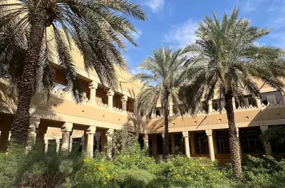Riyadh Stadtrundfahrt: Masmak Fort, Souks & Nationalmuseum