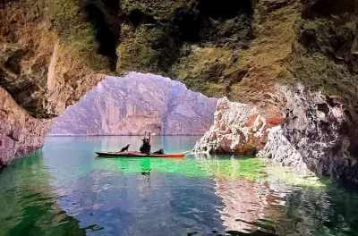 Kayak sur le Colorado : Petit groupe tôt le matin