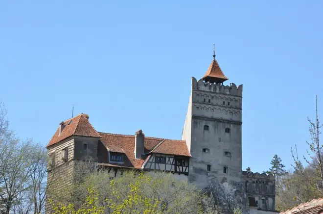 3-day Dracula Tour Bucharest: Bran, Peles, Brasov