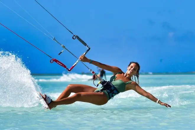 Clases privadas de kitesurf en Aruba: Aprende a hacer kitesurf
