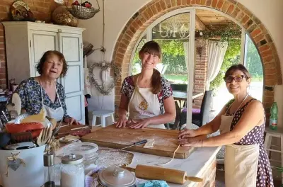 Aula de massa em Arezzo: Prepare tortelli, tagliatelle e pici