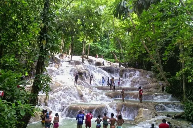 Climb Dunn's River Falls Ocho Rios: Private Adventure with Guide