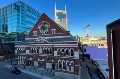 Nashville Music History Tour: Local Insider Perspective