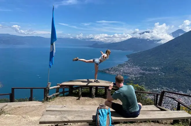 Indian Nose ab San Juan La Laguna mit Blick auf den Atitlán-See