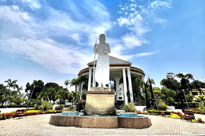 Brazzaville Kultur-Tour: Kongo-Fluss, Märkte und Poto-Poto