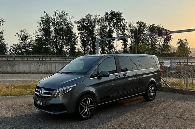 Traslado privado de Lausanne a Zermatt: Frota Mercedes