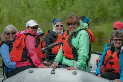 Rafting al Chilkat Bald Eagle Preserve con piccoli gruppi e fauna