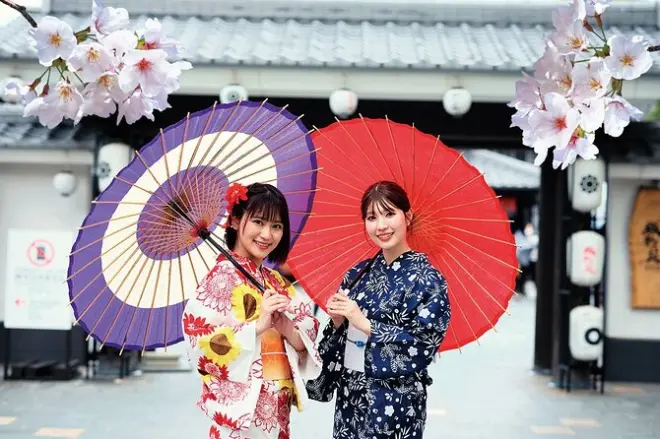Kimono-Verleih und Ankleiden in Kumamoto: 150 Kimonos zur Auswahl