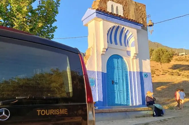 Transfer Chefchaouen to Fes: 4-hour shared ride