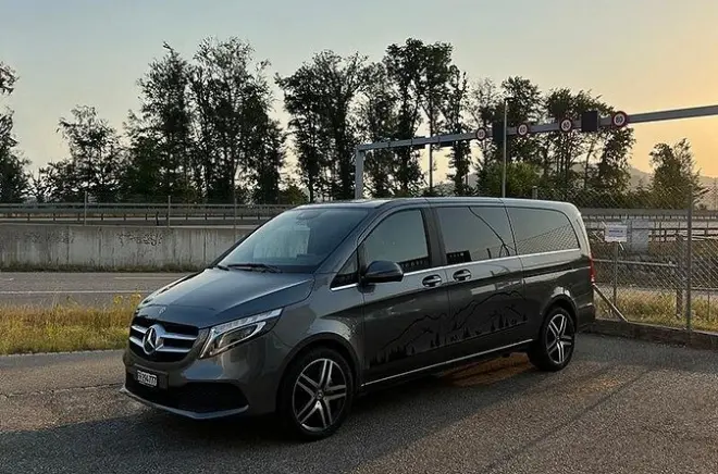 Privater Transfer Bern–Grindelwald mit Abholung am Flughafen