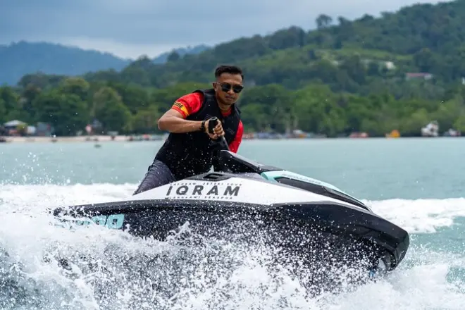 Jet ski de Kuah a Pulau Tuba: Mee Udang e banho de praia