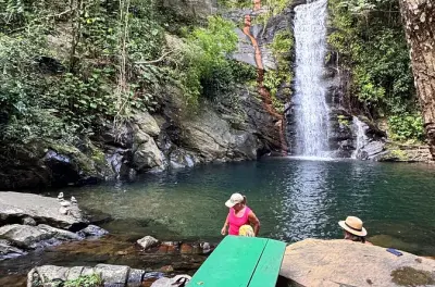 Chutes d'eau Maya King depuis Hopkins : Nage sans randonnée
