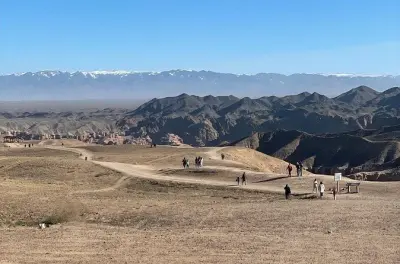 Gita di un giorno al canyon di Charyn da Almaty: Valle dei castelli