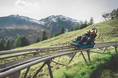 Tour privado a Shahdagh y montañas Candy Cane desde Baku