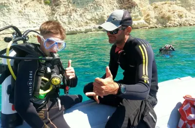 Beginner Scuba Diving in Chania: Your First Dive