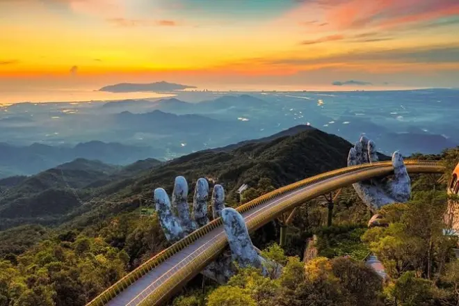 Excursion Ba Na Hills et Golden Bridge depuis le port de Chan May
