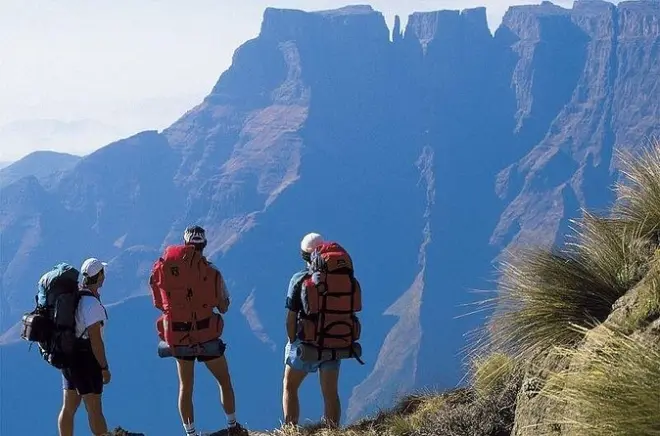 Excursión de medio día desde Durban a las montañas Drakensberg