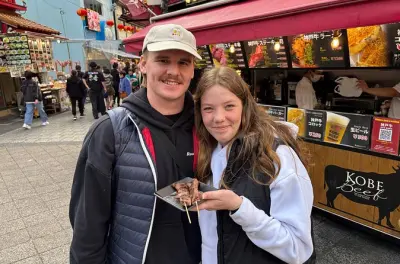 Kobe Food Tour: 10 Tastings with Kobe Beef & Chinatown