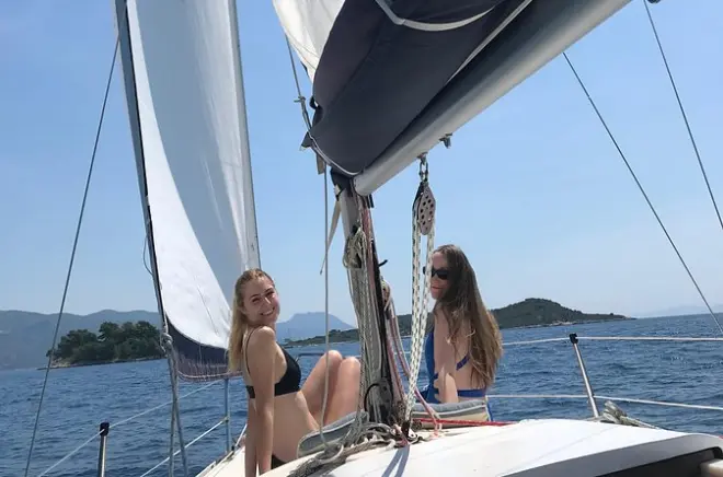 Aprenda a velejar em Korcula: Aulas em grupo pequeno
