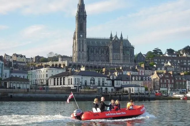 Bootstour zum Selbstfahren im Cork Harbour: Steuern Sie selbst