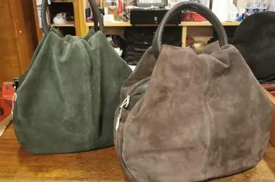 Visite privée artisanat cuir à Assise : Rencontre avec un artisan