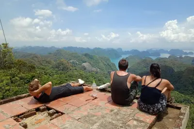 Cat Ba 2 dias: Trekking em Navy Peak e cruzeiro em Ha Long Bay